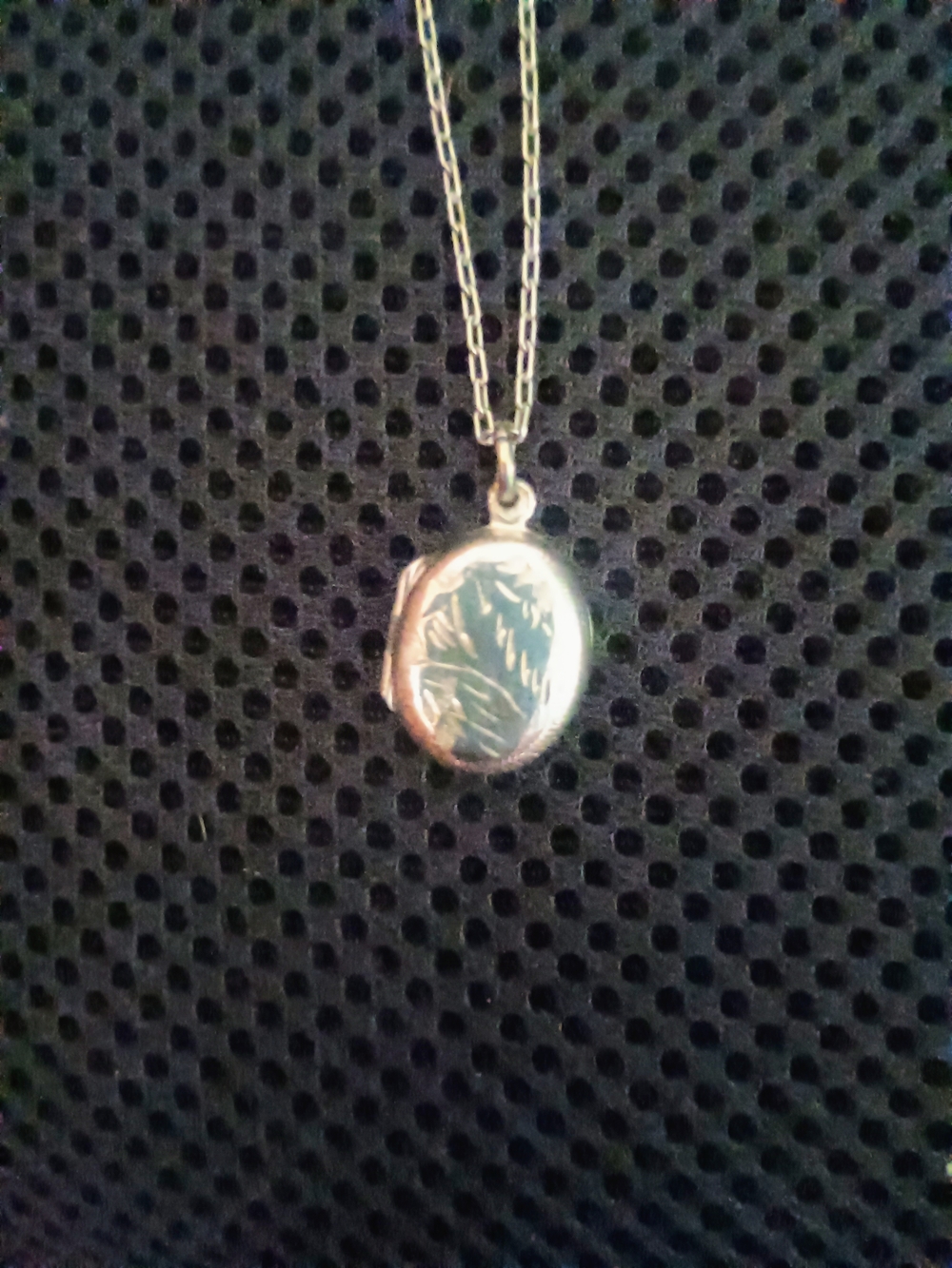 Vintage 925 Etched Silver Locket